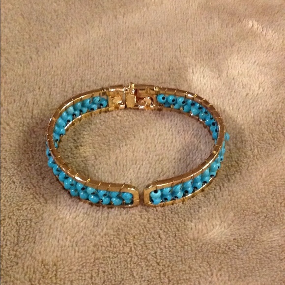 Turquoise bangle - Picture 2 of 4